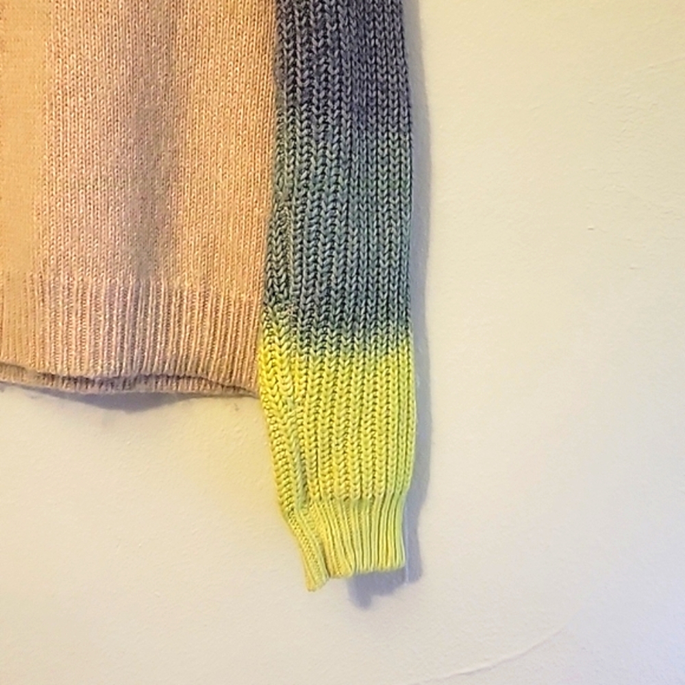 Sl LAB SWEATER (Bloomingdales) - Picture 4 of 7